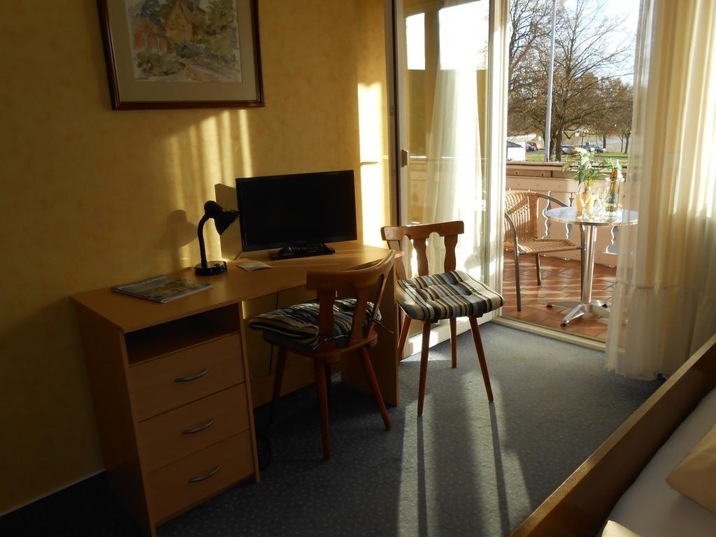 Landgasthof Schutzen Hotel Tengen Esterno foto