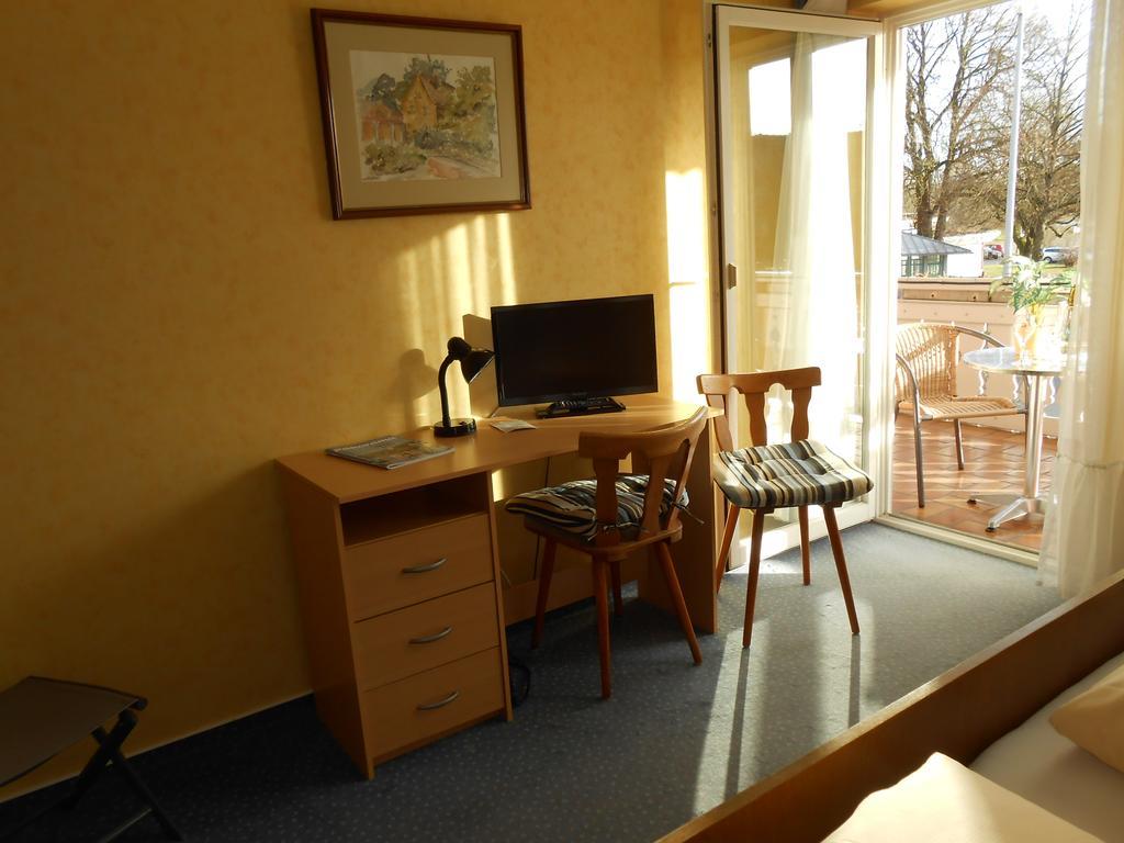 Landgasthof Schutzen Hotel Tengen Esterno foto