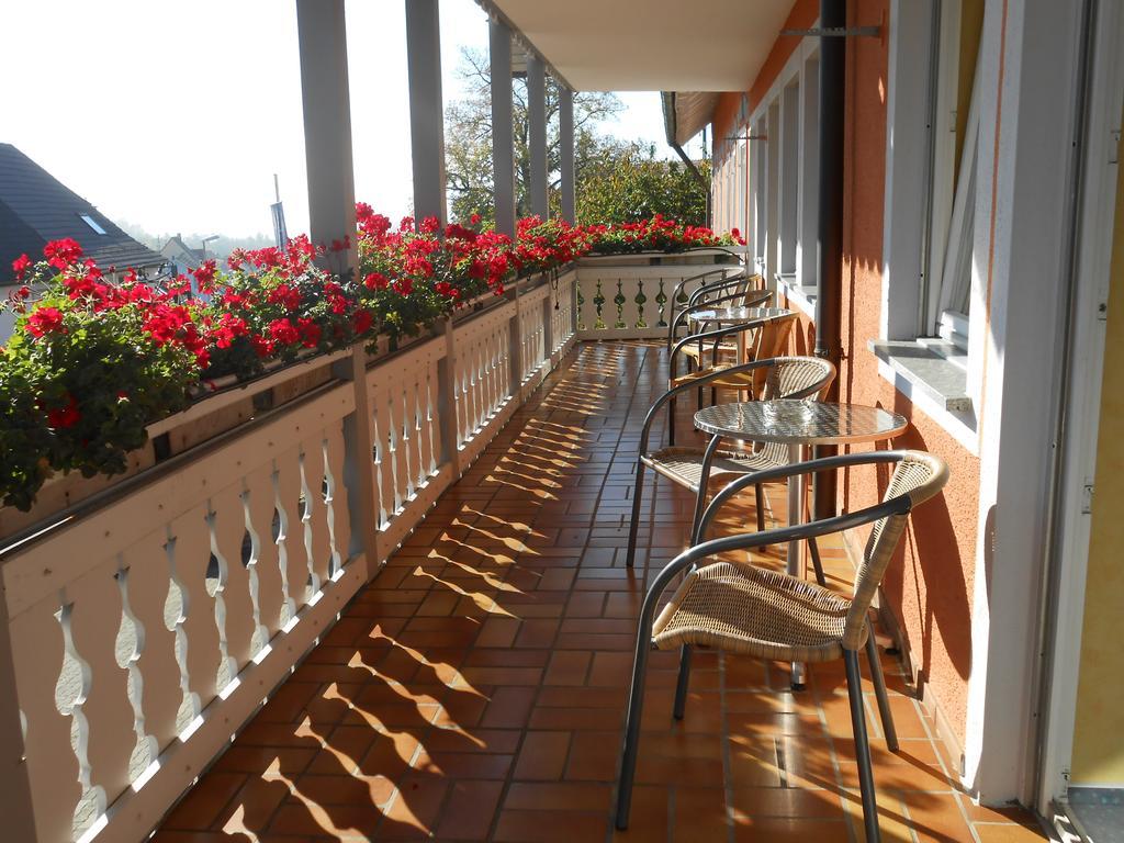 Landgasthof Schutzen Hotel Tengen Esterno foto