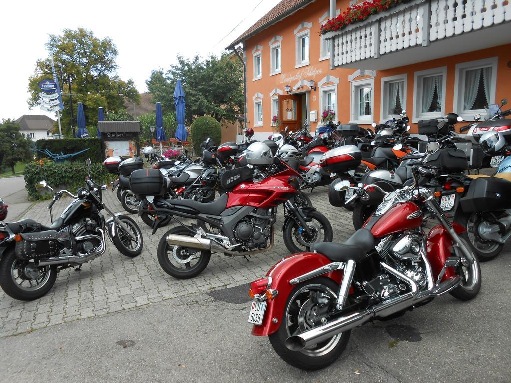 Landgasthof Schutzen Hotel Tengen Esterno foto