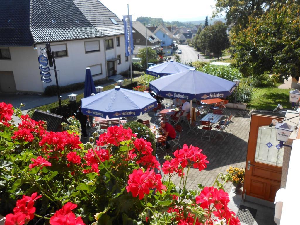Landgasthof Schutzen Hotel Tengen Esterno foto